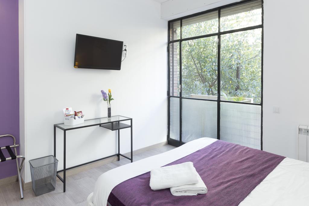Brustar Sagrada Familia Hotell Barcelona Exteriör bild